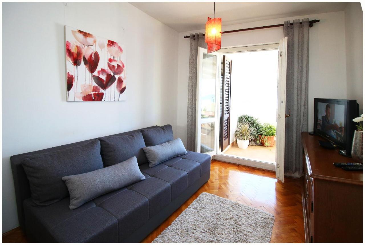 Apartment Slavko Примоштен Екстер'єр фото